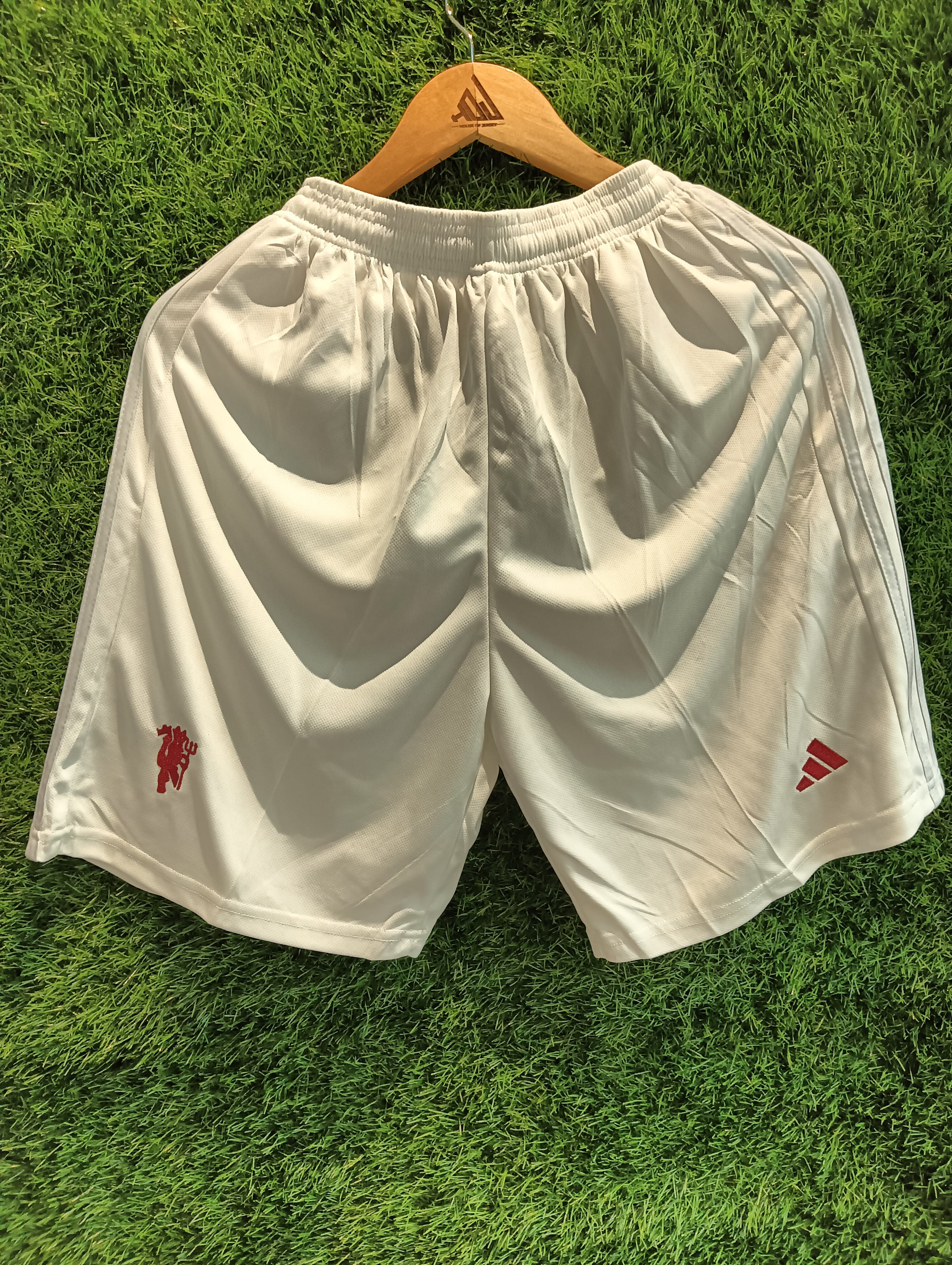 Reds third (off-White) Shorts